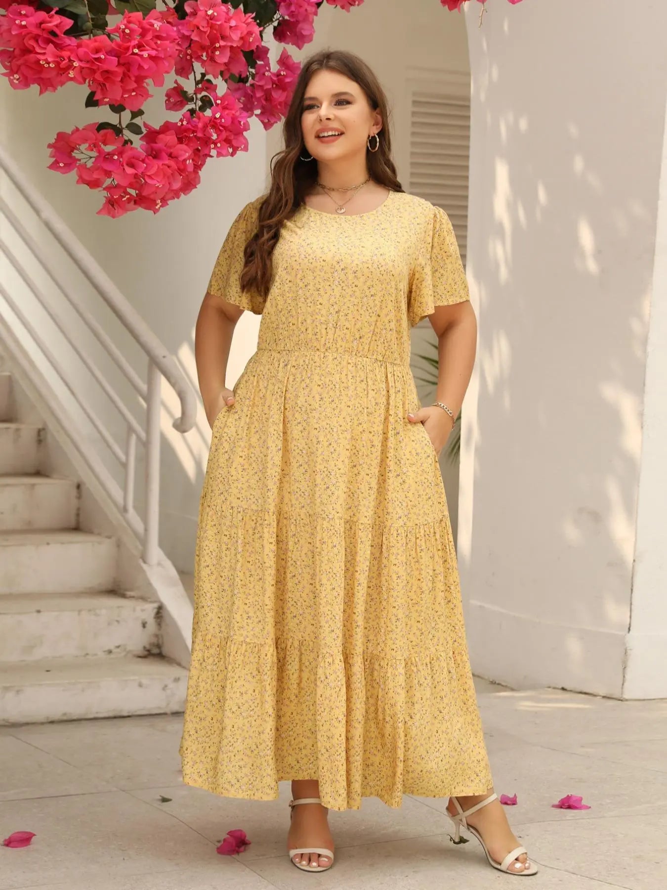 Women'S plus Size Ditsy Floral Print A-Line Dress, Fashion Casual Short Sleeve Dress for Daily Wear, Women'S Summer Clothing, Womenswear, Boho Clothes for Women